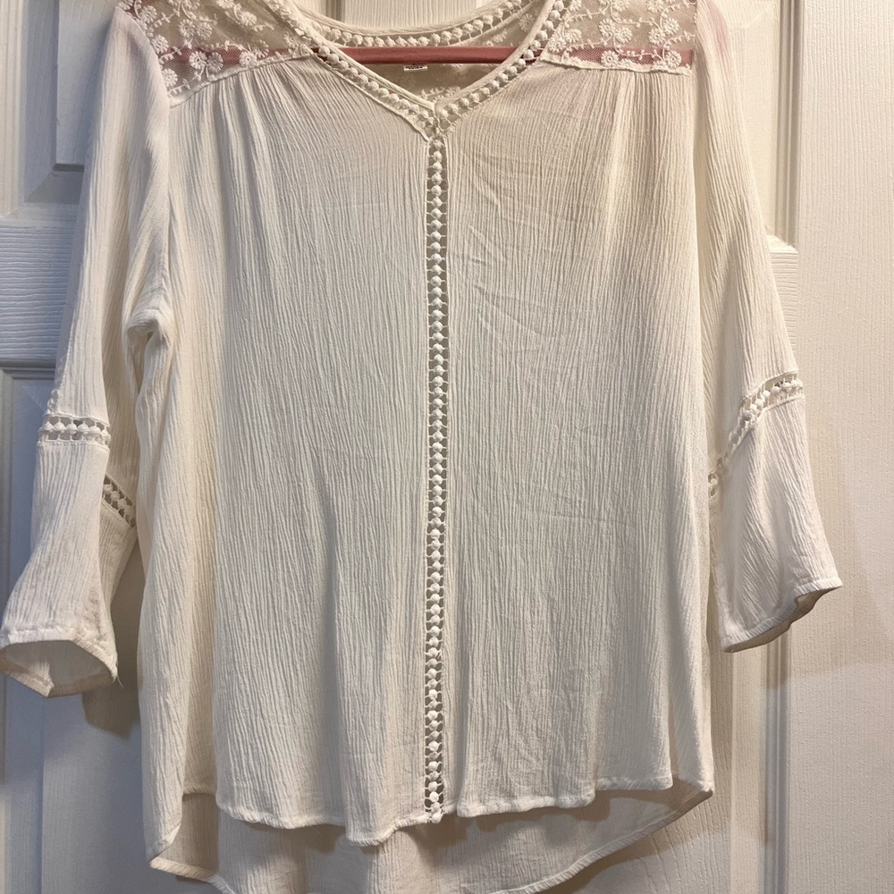 Elegant White Lace Trim Blouse